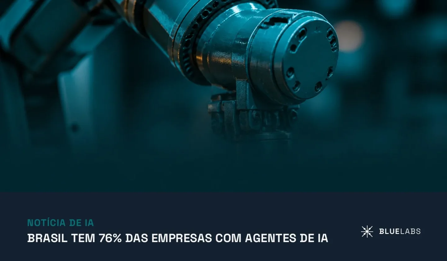 Capa do artigo, um braço robótico industrial em close, com o título sobre agentes de IA em produção